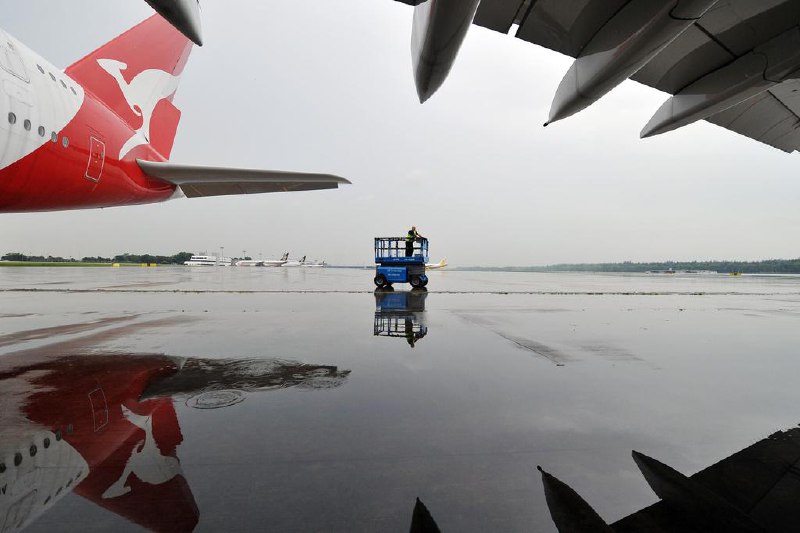 国际航空运输协会建议 商业飞行员国际退休年龄提高至67岁国际航空运输协会建议，把商业飞行员的国际退休年龄上限从65岁提高至67岁，理由是全球航空出行需求超出了飞行员供应