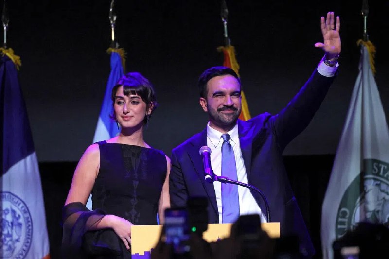 马姆达尼拟打造“能防特朗普的纽约市” 与白宫对抗料加剧佐赫兰·马姆达尼即将出任纽约市长，接手这份“美国第二棘手”的工作