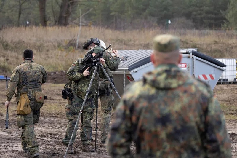 德国议会下院通过新兵役制度法案 扩大军队规模德国联邦议院（议会下院）星期五（12月5日）通过《兵役制度现代化法》，以扩大联邦国防军规模