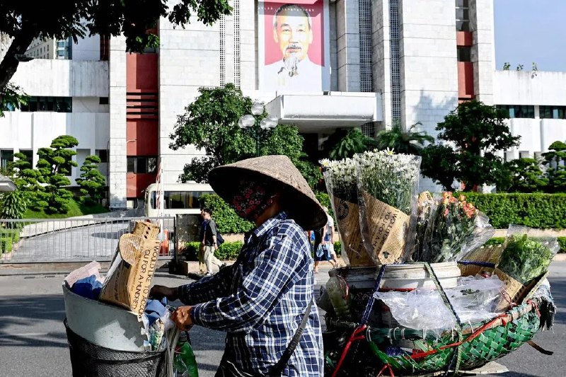 BBC称一名越南籍记者在越南遭盘问 被阻止离境英国广播公司（BBC）报道称，一名越南籍BBC记者被越南当局阻止离境“数月之久”
