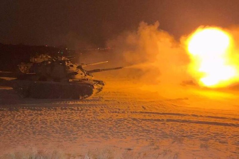 【视频】金门首动员九离岛实弹演习 检验独立作战能力台湾金门防卫指挥部首次在夜间同时动员九大离岛守卫队，展开实弹射击演习，模拟敌军登陆作战情境，并检验各离岛独立作战的能力