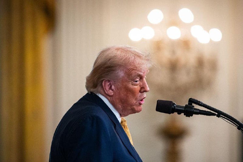 特朗普：相信中国会判芬太尼贩运者死刑美国总统特朗普周三说，他认为中国很快会对制造和分销毒品芬太尼（fentanyl）的人员判处死刑，他对与北京就非法毒品问题达成协议的前景感到乐观