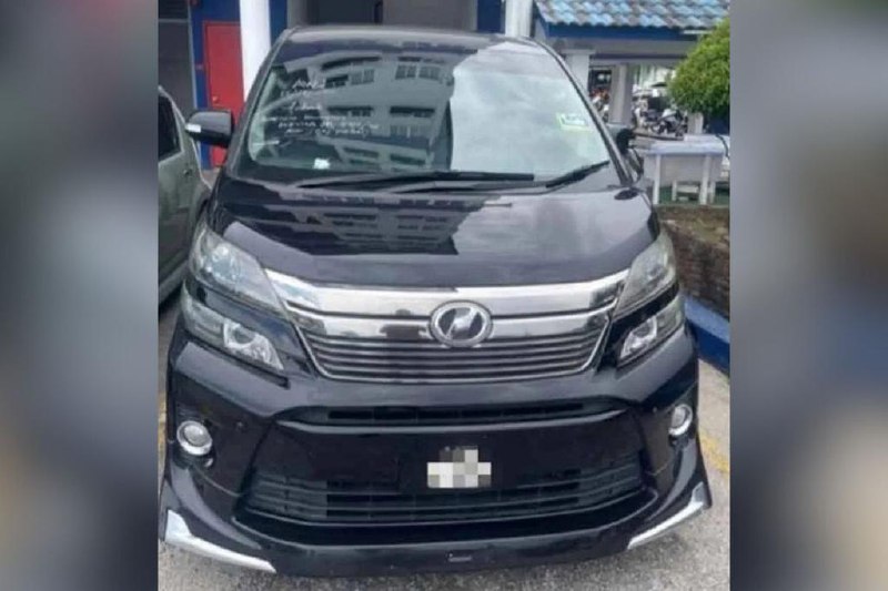 专偷回教堂捐款箱 马国驾豪华车干案匪党遭逮捕马来西亚一个偷窃回教堂捐款箱的犯罪团伙日前遭警方瓦解，三名男子落网协助调查