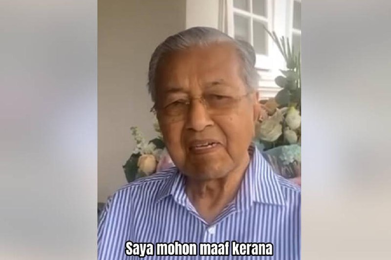 马国前首相马哈迪发视频报平安 感谢民众关心马来西亚前首相马哈迪欢庆百岁生日，却因骑脚踏车太疲累而入院，他出院后发视频报平安，感谢民众关心