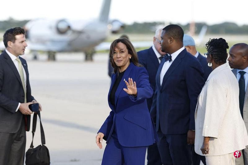 哈里斯竞选活动一个月筹集约5亿美元消息人士透露，美国副总统哈里斯成为民主党总统候选人后，她的竞选活动在一个月间就筹集了约5亿美元（约6.5亿新元）