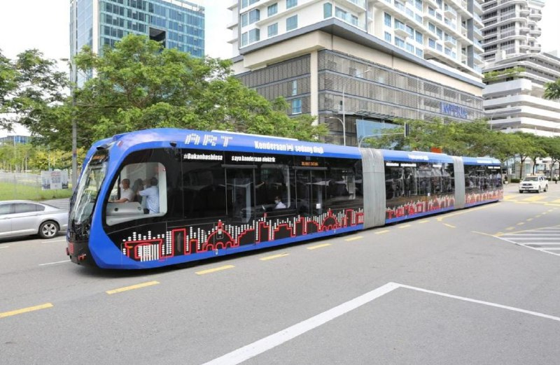 柔佛计划新柔地铁与智轨列车2027年初同时启用柔佛州政府预计今年第三季将展开高架智轨列车（Elevated Autonomous Rapit Rail Transit，EART）的招标工作，并在今年底正式动工