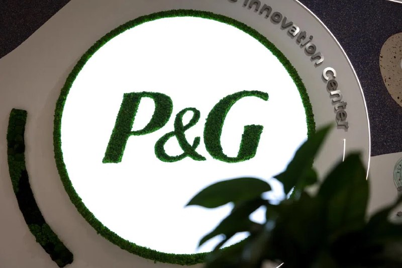 周一美市盘前上涨 聚焦消费产品巨头宝洁业绩报告在美国和中国谈判代表敲定世界两大经济体之间的贸易协议框架后，美国华尔街股市主要股指期货在星期一（10月27日）上涨