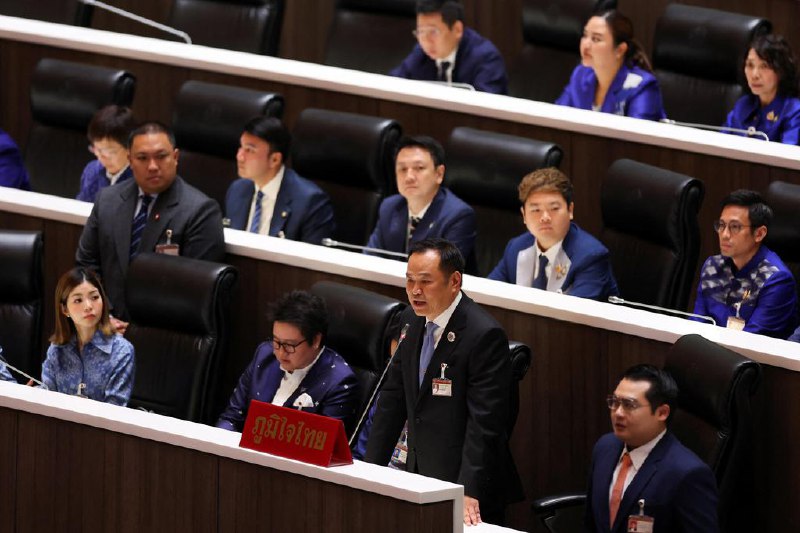泰自豪党党魁阿努廷获选为泰国新首相泰国下议院星期五（9月5日）召开特别会议后选举新首相，泰自豪党党魁阿努廷在投票中获胜，他将接替被解除首相职务的佩通坦
