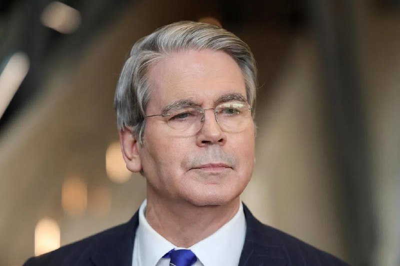 美国财长贝森特：中国已批准TikTok转让协议美国财政部长贝森特说，中国已批准短视频应用TikTok的转让协议，预计将在未来几周或几个月内取得进展