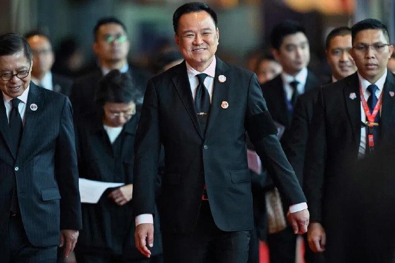 泰南洪灾后阿努廷民调支持率下滑 泰政府称不担心泰国政府驳斥关于南部洪灾后首相阿努廷支持率下滑的担忧，坚称已竭尽全力应对危机