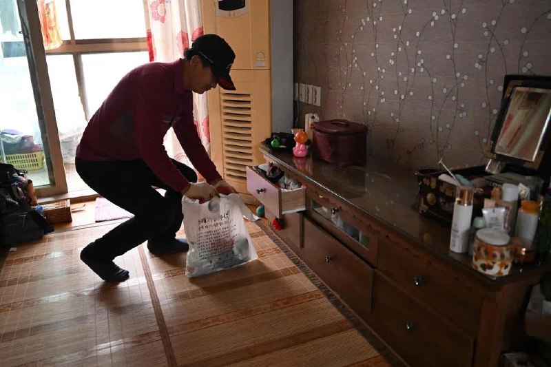 韩国一人户家庭逾800万 本世纪中叶或接近千万韩国一人户家庭数量持续上升，去年占家庭总户数的比重首次超过36%