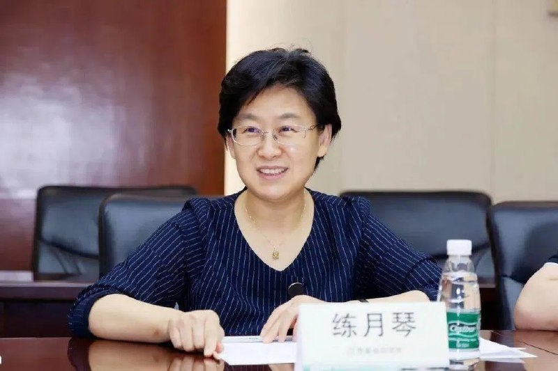 江苏省台办主任练月琴简历被官方撤下 涉台言论曾惹议中国江苏省政府台湾事务办公室主任练月琴的简历被官方撤下，江苏省台办主任一职目前空缺