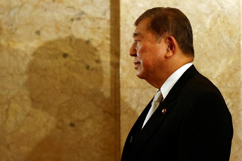 调查：日本左翼选民支持石破茂留任 因为继任者可能更糟日本首相石破茂地位岌岌可危，自民党可能即将闪电举行总裁选举，选出取代他的人；不过，“石破茂，别辞职”（Ishiba yameruna）的社媒标签却在X广为流传，有社媒调查发现，一些中间偏左的反对党支持者现在反而支持石破茂留任，因为继任者“可能更糟糕”