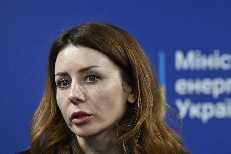 涉最大贪污丑闻 乌克兰能源部长和司法部长辞职涉嫌卷入乌克兰最大的能源部门贪污丑闻，能源部长和司法部长已辞职