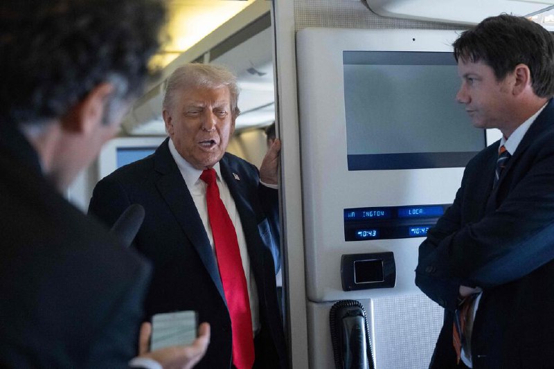 与特朗普专机空中险遇 纽约空管怒斥精神航空客机当一架载着美国总统特朗普飞往伦敦的波音747飞机穿越纽约著名的拥挤空域时，精神航空公司的一架客机与之擦身而过，距离近得令人不安