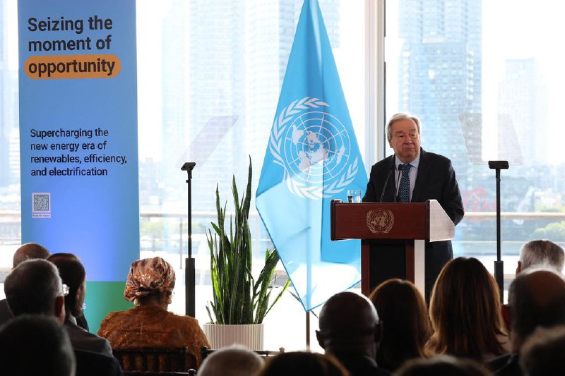古特雷斯：全球向可再生能源转型 已“不可逆转”联合国秘书长古特雷斯说，全球在向可再生能源转型方面已“不可逆转”，能源转型“势不可当”