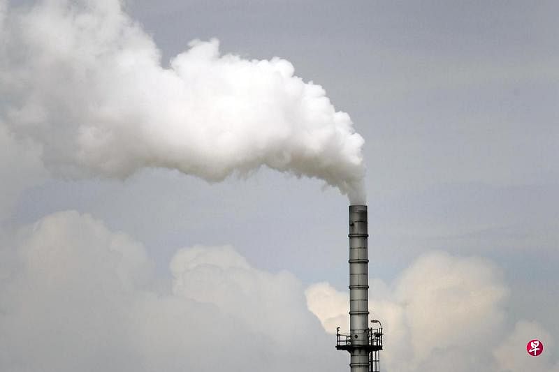 逾七成东南亚人支持国家征收碳税超过七成的东南亚受访者支持国家征收碳税，当中有93％非常或比较愿意承担碳税带来的额外负担