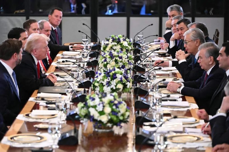 特朗普宣布与乌兹别克斯坦达成贸易与经济协议美国总统特朗普宣布，美国和中亚国家乌兹别克斯坦达成贸易和经济协议