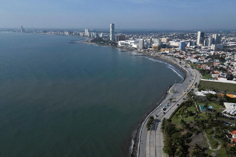 墨西哥总统就“墨西哥湾”更名一事起诉谷歌墨西哥总统辛鲍姆说，墨西哥政府已对美国谷歌公司提起法律诉讼，指控谷歌在美国用户的地图服务中将“墨西哥湾”更名为“美国湾”