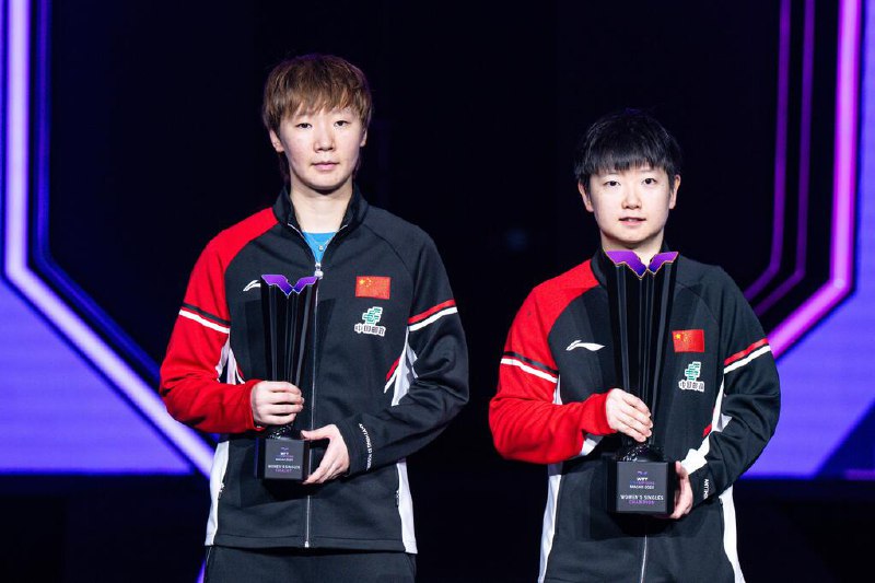 孙颖莎和王曼昱将免试到清华读研世界乒乓球女单头两号球员孙颖莎和王曼昱，将免试进入北京清华大学读研