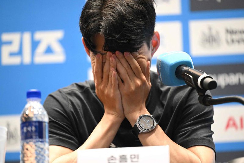 孙兴慜宣布将离开托特纳姆韩国球星孙兴慜在星期六（8月2日）丢下震撼弹，宣布自己将离开效力10年的英超球队托特纳姆（Tottenham）