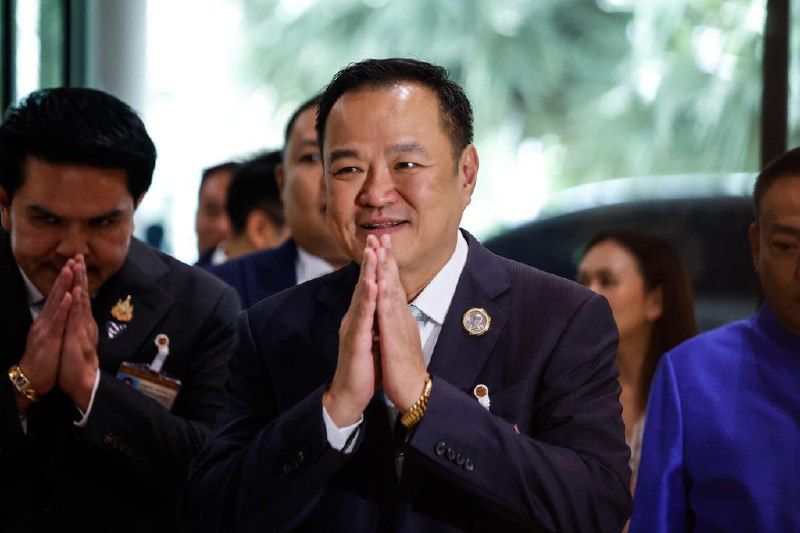 泰自豪党提名党魁阿努廷为泰国新首相泰自豪党星期五（9月5日）提名党魁阿努廷为泰国新首相，为泰党则提名前司法部长猜甲森为新首相