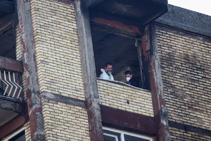 波斯尼亚一养老院发生火灾 酿11死30伤波斯尼亚和黑塞哥维那东北部一家养老院星期二（11月4日）晚发生火灾，造成至少11人死亡、30人受伤